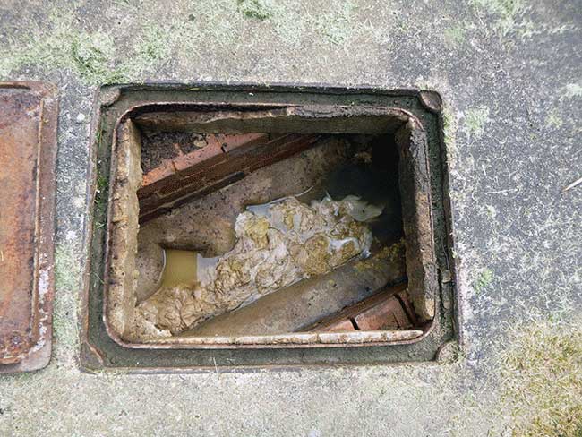 J&F Drainageprovides blocked drain services that help clear drains blocked by wipes and tissues